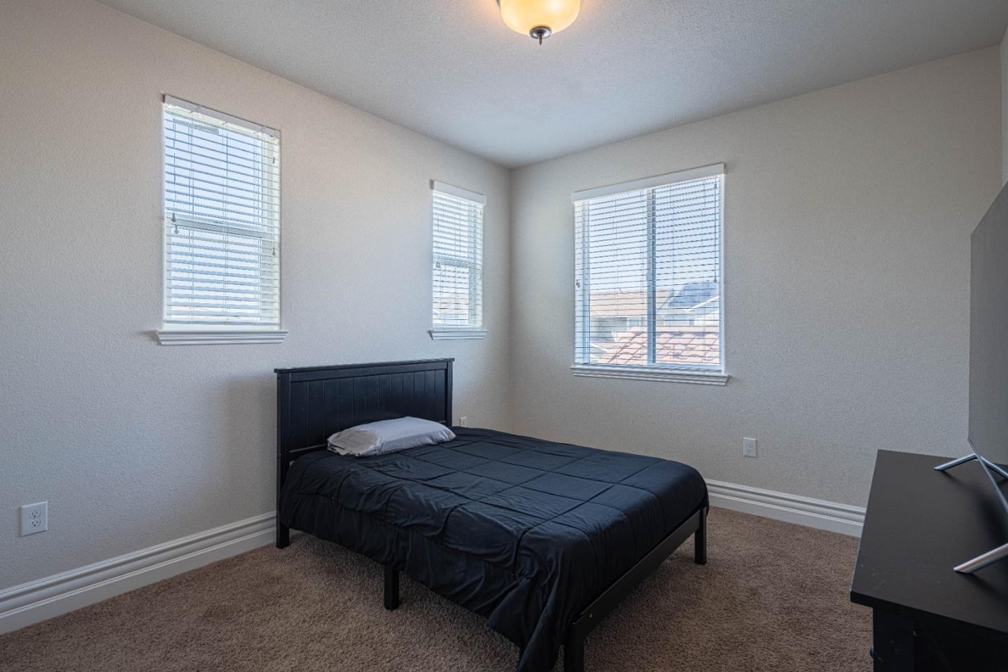 Detail Gallery Image 30 of 42 For 13713 Sherman Blvd, Marina,  CA 93933 - 4 Beds | 2/1 Baths