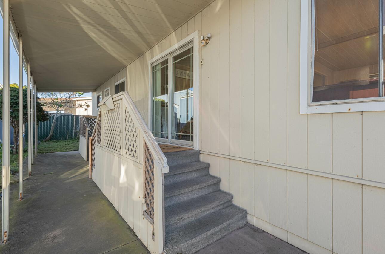 Detail Gallery Image 4 of 35 For 700 Briggs Ave #58,  Pacific Grove,  CA 93950 - 2 Beds | 2 Baths