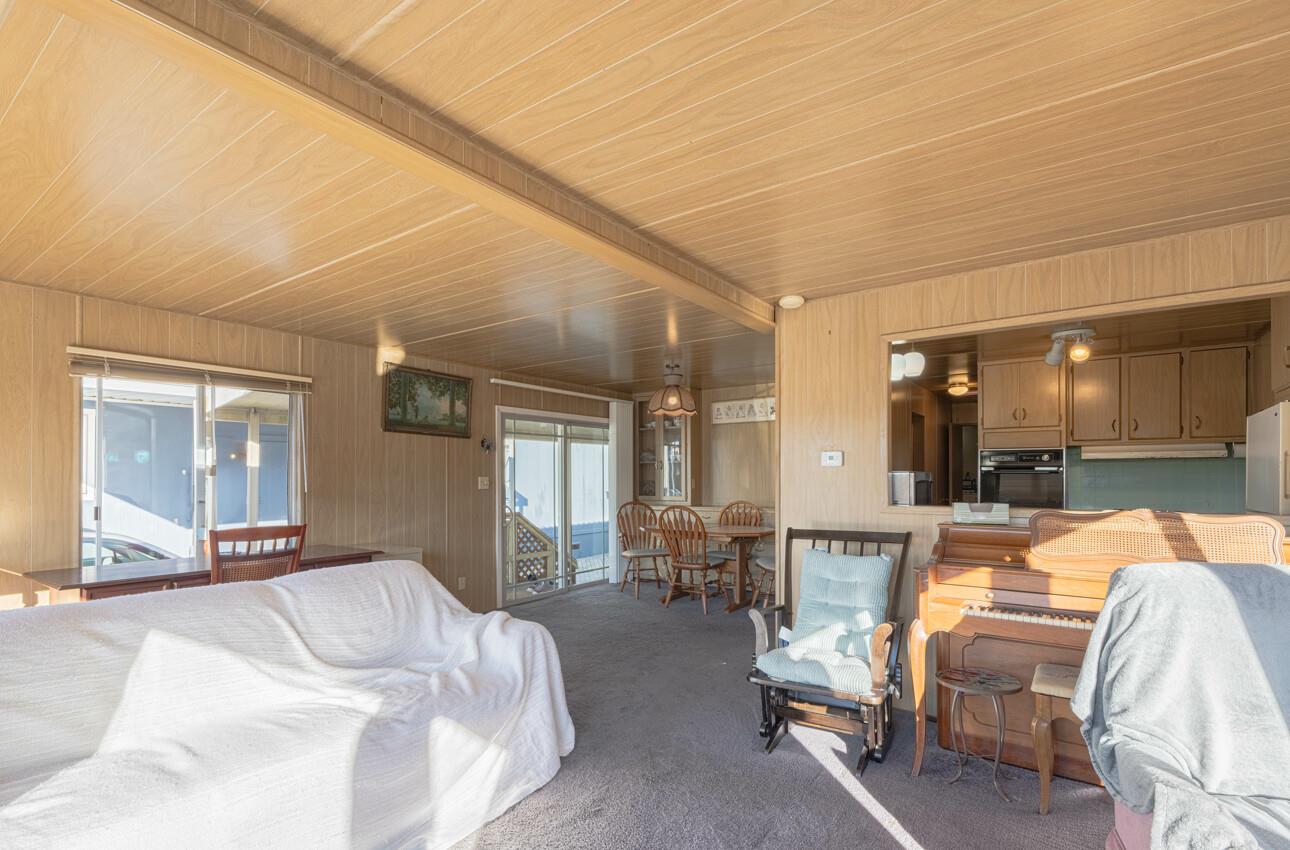 Detail Gallery Image 7 of 35 For 700 Briggs Ave #58,  Pacific Grove,  CA 93950 - 2 Beds | 2 Baths