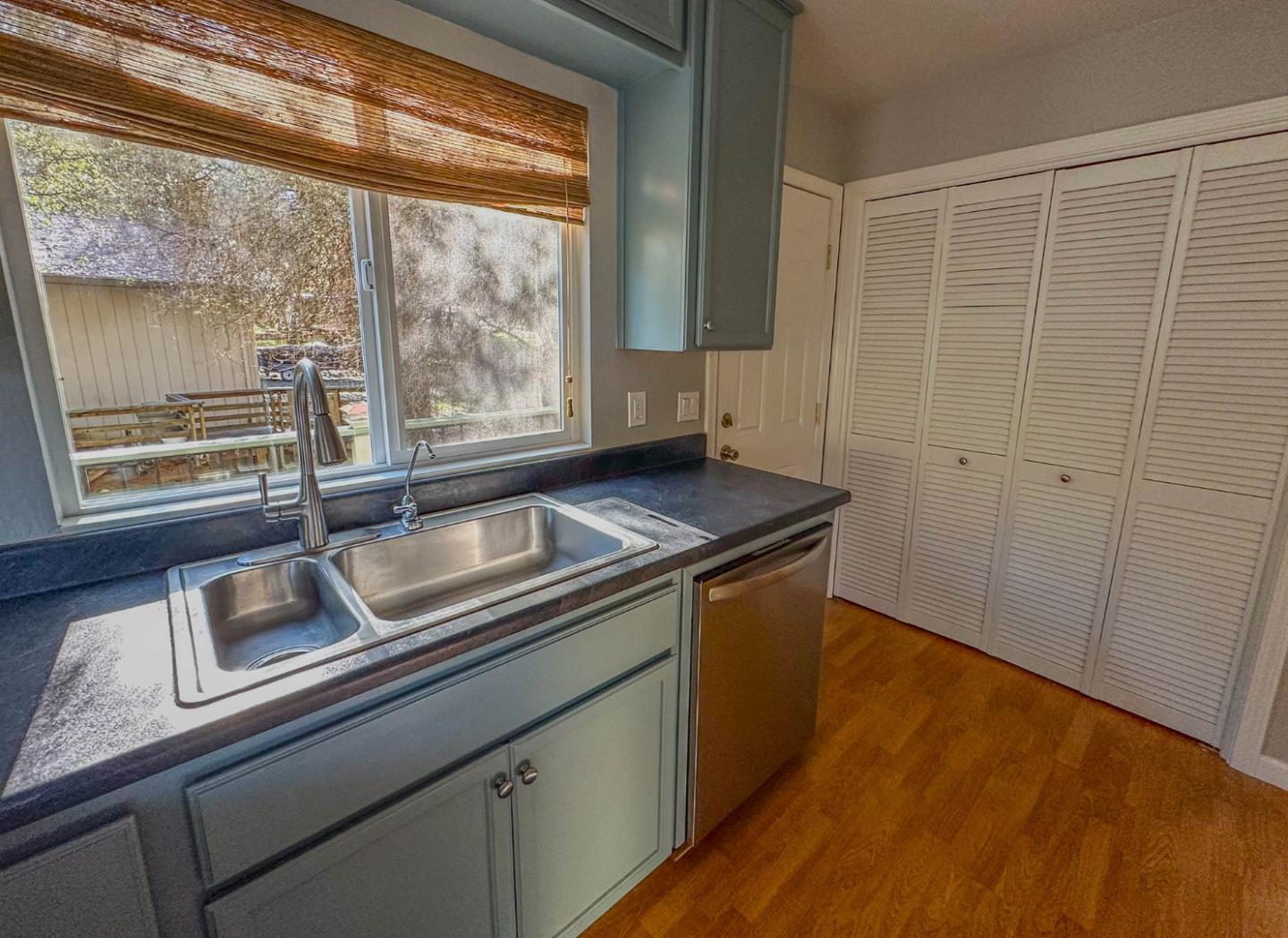 Detail Gallery Image 10 of 36 For 13069 Wells Fargo Dr, Groveland,  CA 95321 - 3 Beds | 3 Baths