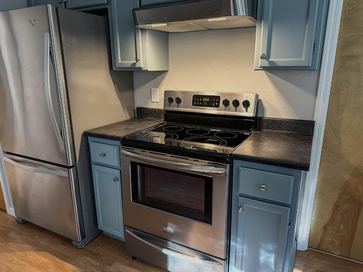 Detail Gallery Image 11 of 36 For 13069 Wells Fargo Dr, Groveland,  CA 95321 - 3 Beds | 3 Baths