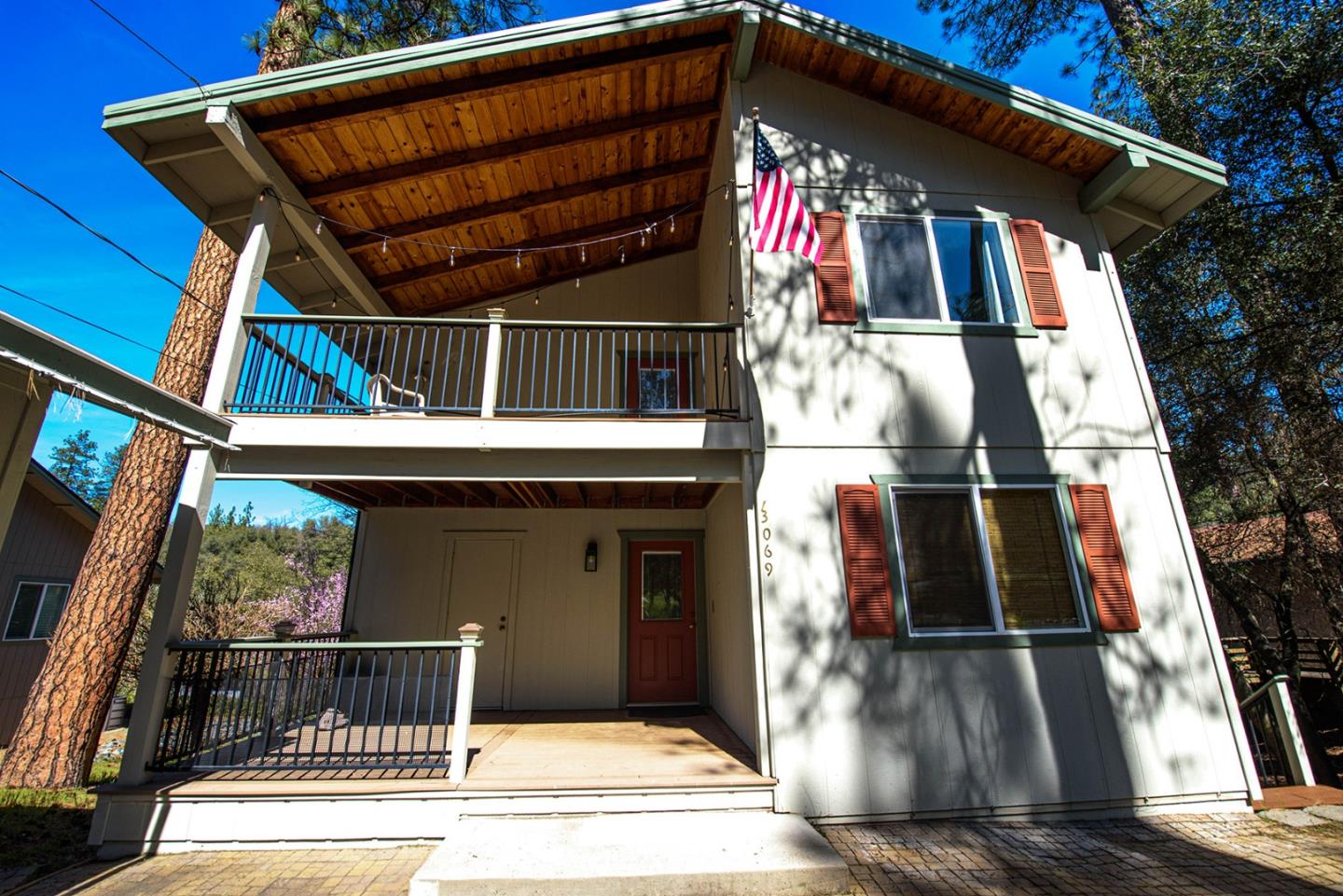 Detail Gallery Image 29 of 36 For 13069 Wells Fargo Dr, Groveland,  CA 95321 - 3 Beds | 3 Baths