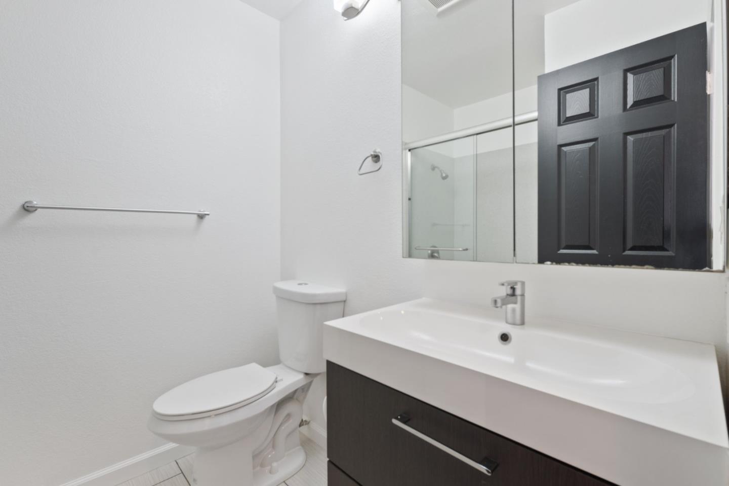 Detail Gallery Image 15 of 33 For 5361 San Simeon Pl, Castro Valley,  CA 94552 - 2 Beds | 2/1 Baths