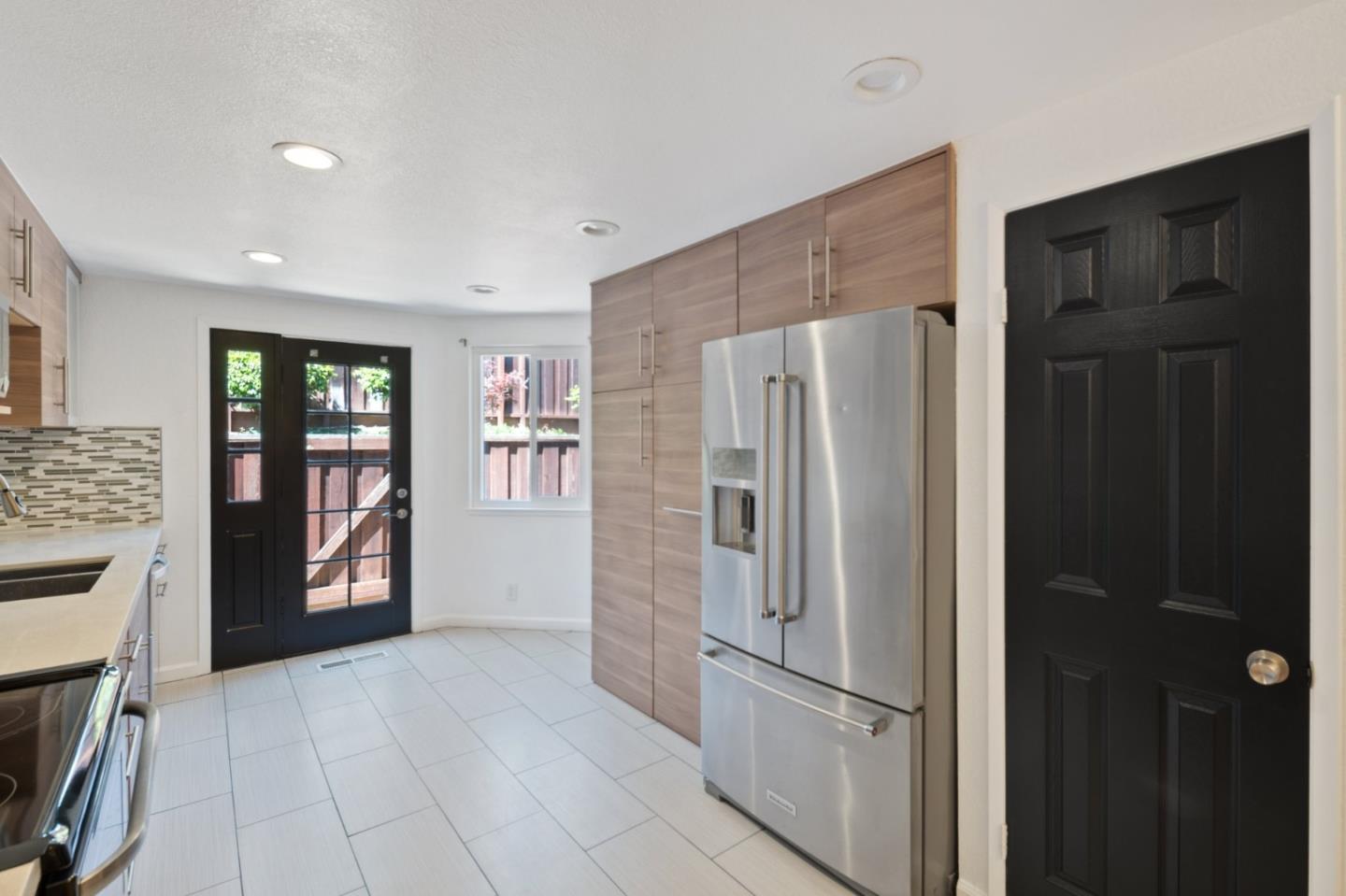 Detail Gallery Image 6 of 33 For 5361 San Simeon Pl, Castro Valley,  CA 94552 - 2 Beds | 2/1 Baths