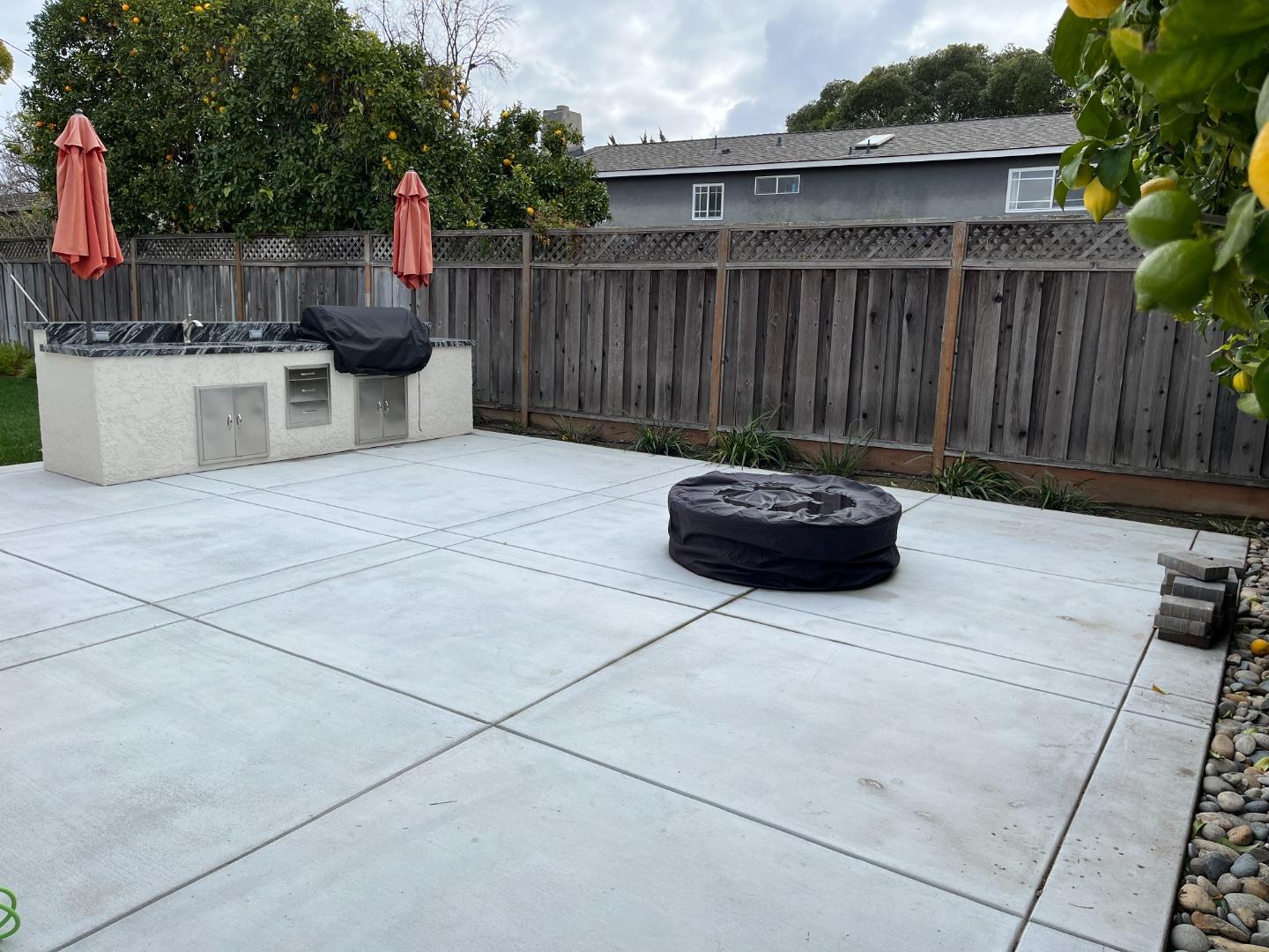 Detail Gallery Image 6 of 13 For 1760 Valpico Dr, San Jose,  CA 95124 - 4 Beds | 2 Baths