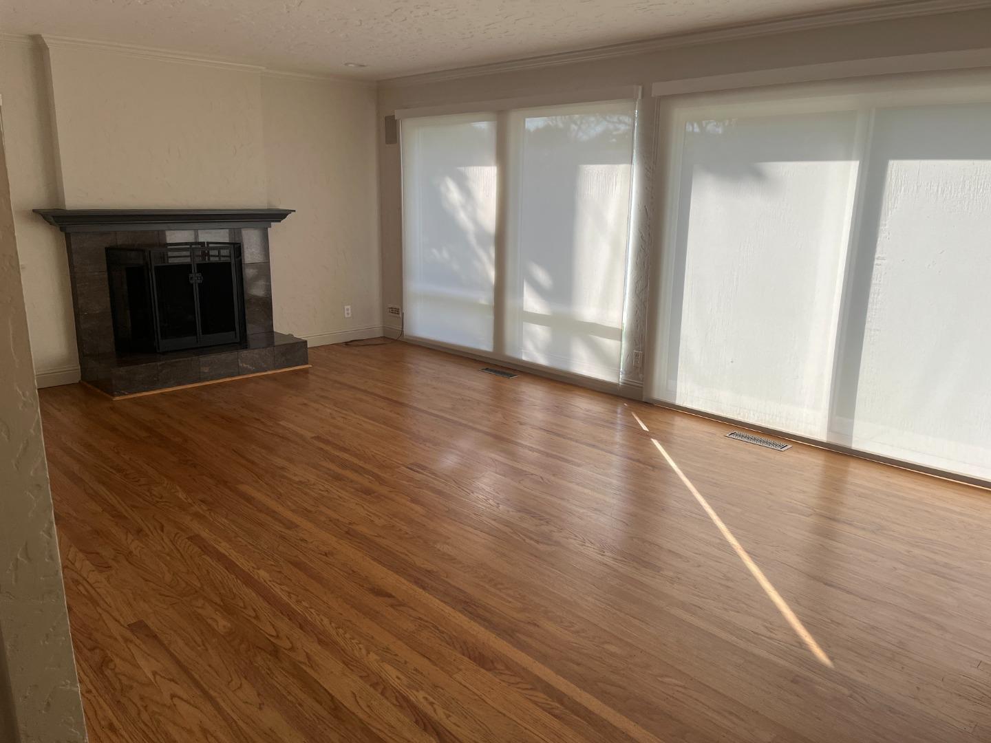 Detail Gallery Image 9 of 13 For 1760 Valpico Dr, San Jose,  CA 95124 - 4 Beds | 2 Baths