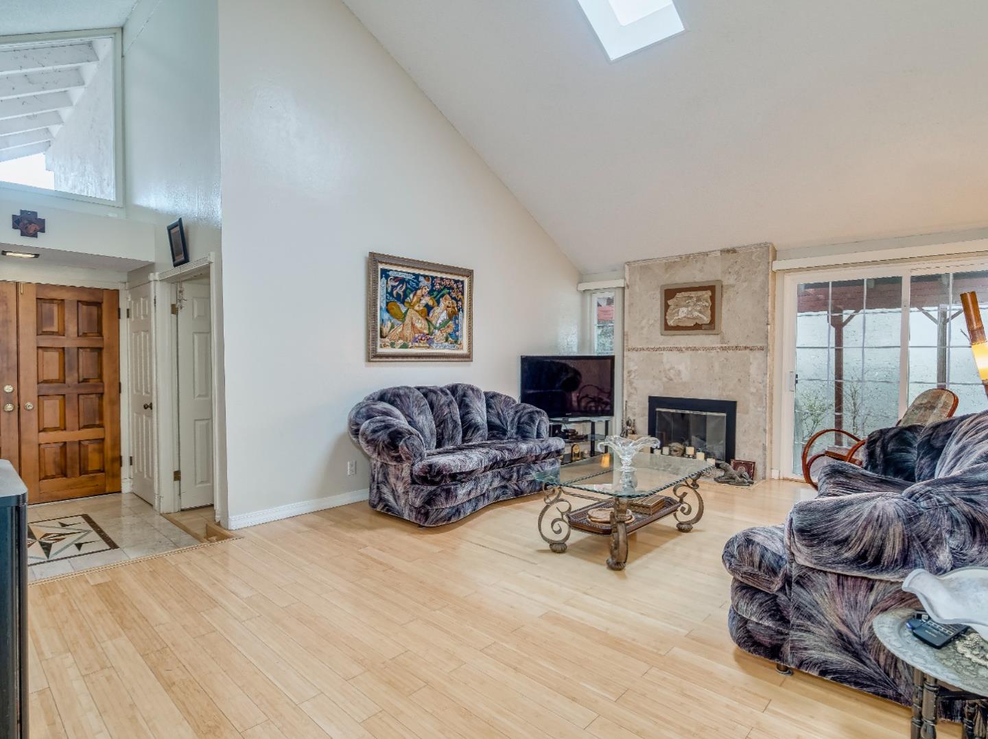 Detail Gallery Image 2 of 25 For 6281 Mountford Dr, San Jose,  CA 95123 - 3 Beds | 2 Baths