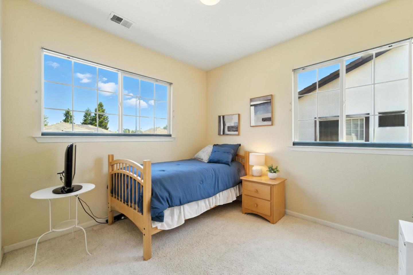 Detail Gallery Image 22 of 44 For 1480 Finch Ln, Gilroy,  CA 95020 - 4 Beds | 3 Baths