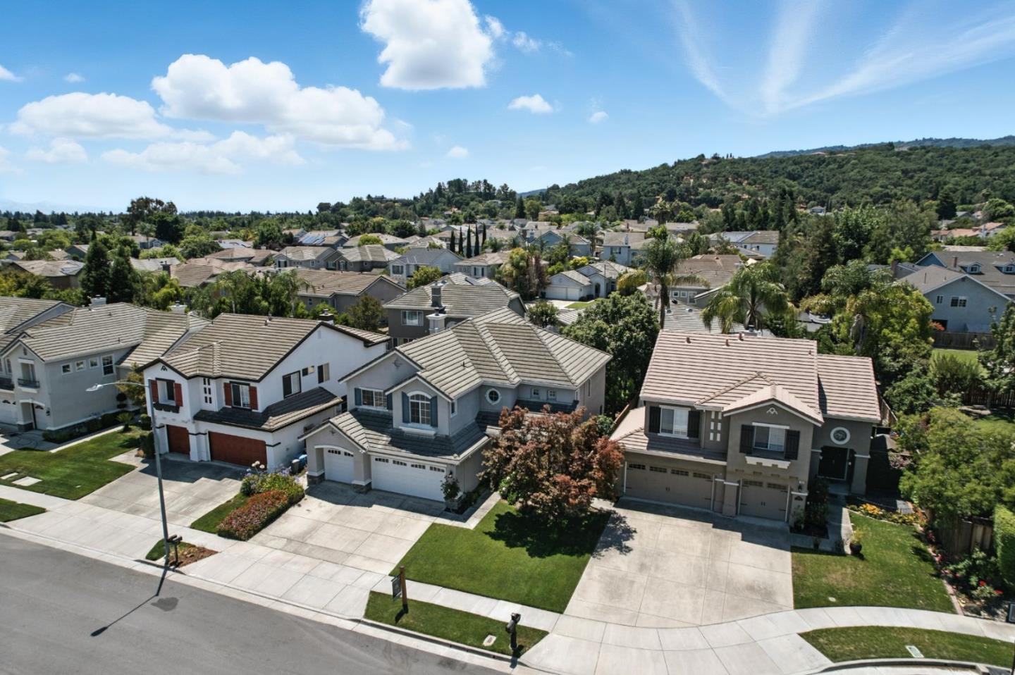Detail Gallery Image 43 of 44 For 1480 Finch Ln, Gilroy,  CA 95020 - 4 Beds | 3 Baths