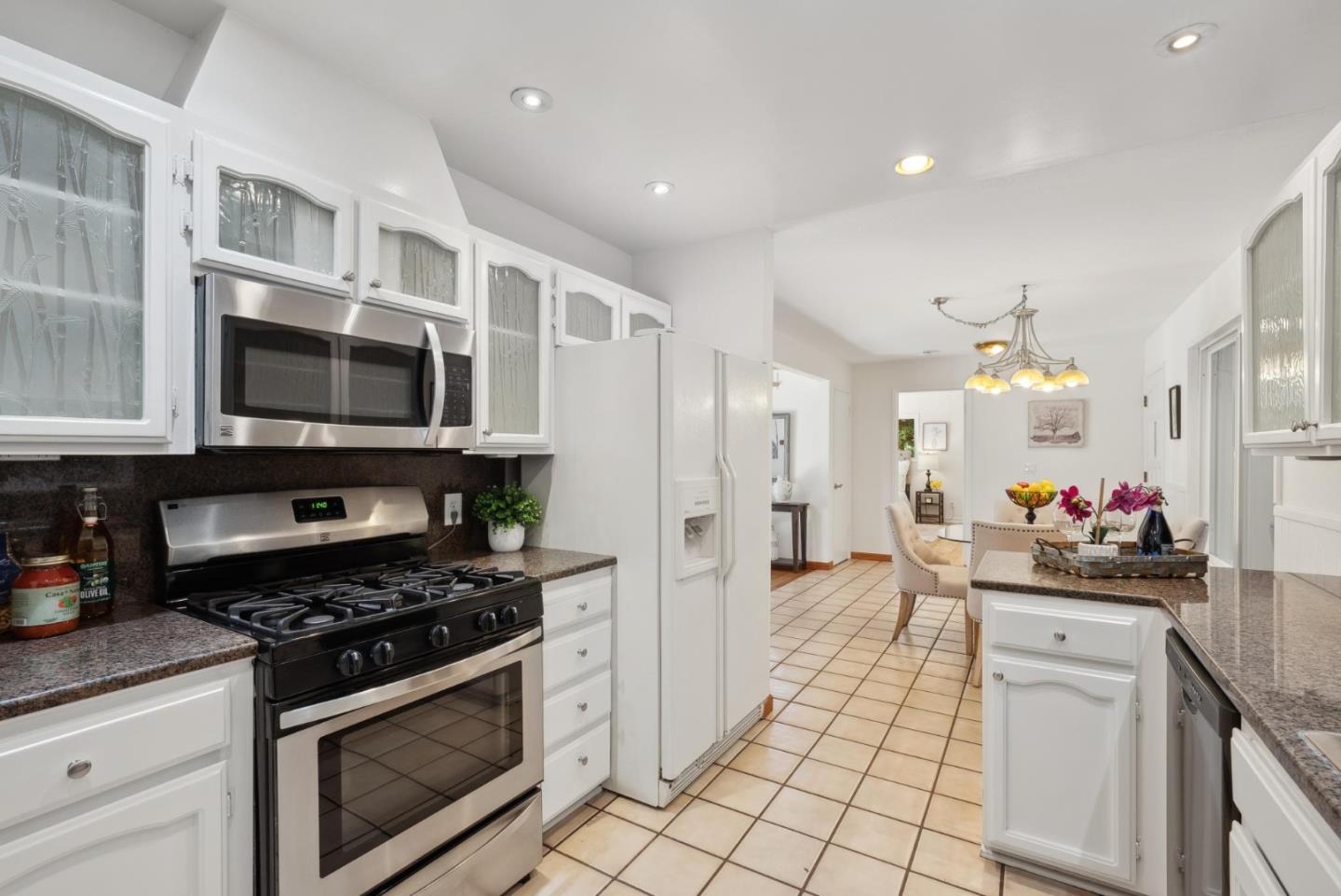 Detail Gallery Image 15 of 55 For 16306 Redwood Lodge Rd, Los Gatos,  CA 95033 - 3 Beds | 2 Baths