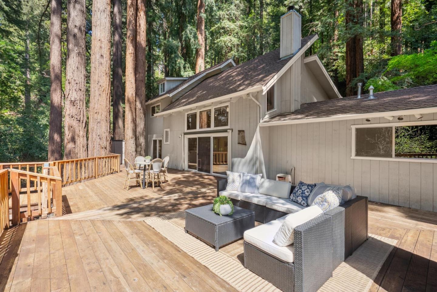 Detail Gallery Image 2 of 55 For 16306 Redwood Lodge Rd, Los Gatos,  CA 95033 - 3 Beds | 2 Baths
