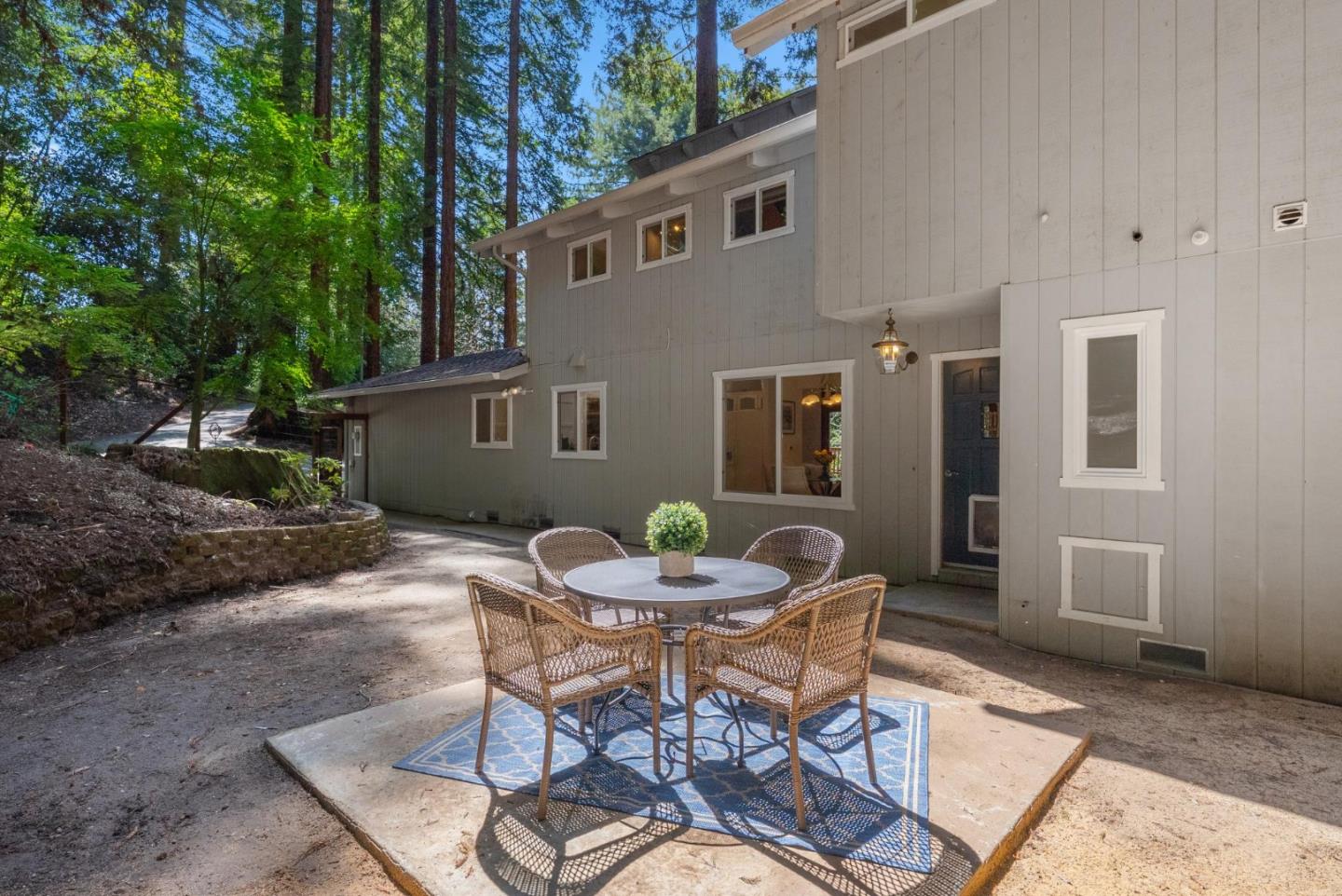 Detail Gallery Image 4 of 55 For 16306 Redwood Lodge Rd, Los Gatos,  CA 95033 - 3 Beds | 2 Baths