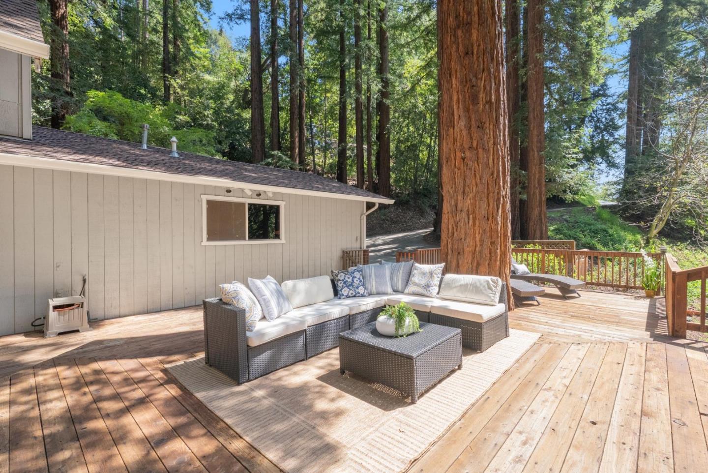 Detail Gallery Image 44 of 55 For 16306 Redwood Lodge Rd, Los Gatos,  CA 95033 - 3 Beds | 2 Baths