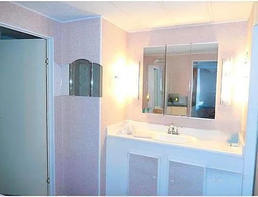 Detail Gallery Image 4 of 19 For 150 Kern St #92,  Salinas,  CA 93905 - 3 Beds | 2 Baths