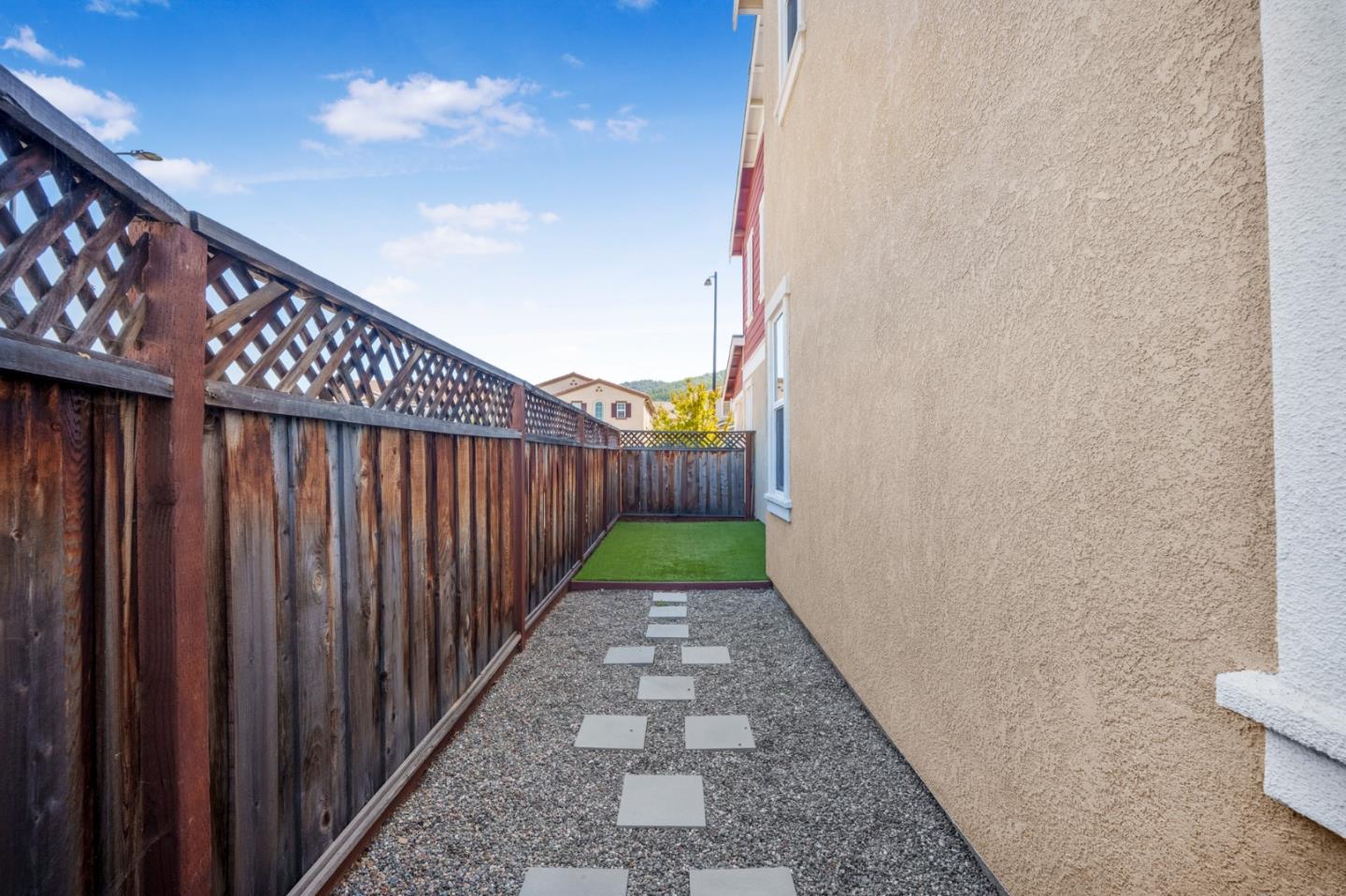 Detail Gallery Image 31 of 35 For 1061 Viognier Way, Gilroy,  CA 95020 - 3 Beds | 2/1 Baths
