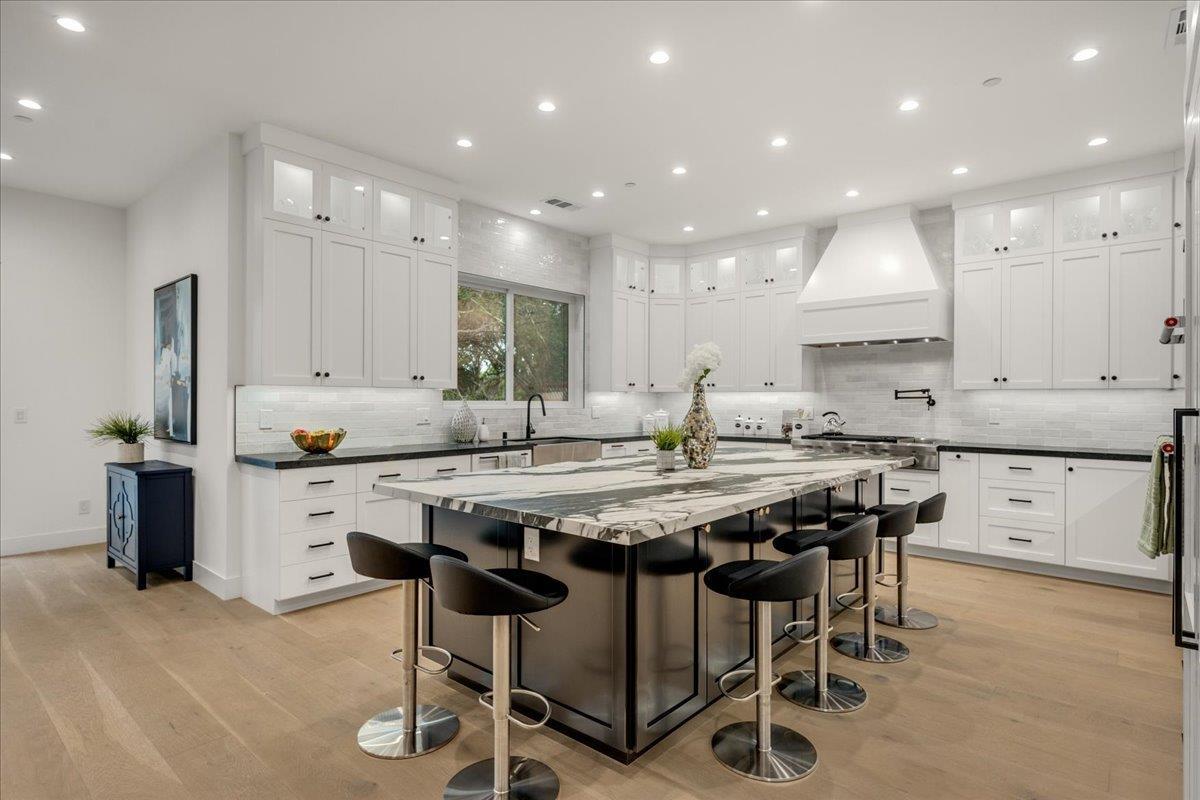 Detail Gallery Image 17 of 63 For 2555 Benson Ave, Santa Cruz,  CA 95065 - 4 Beds | 3/1 Baths