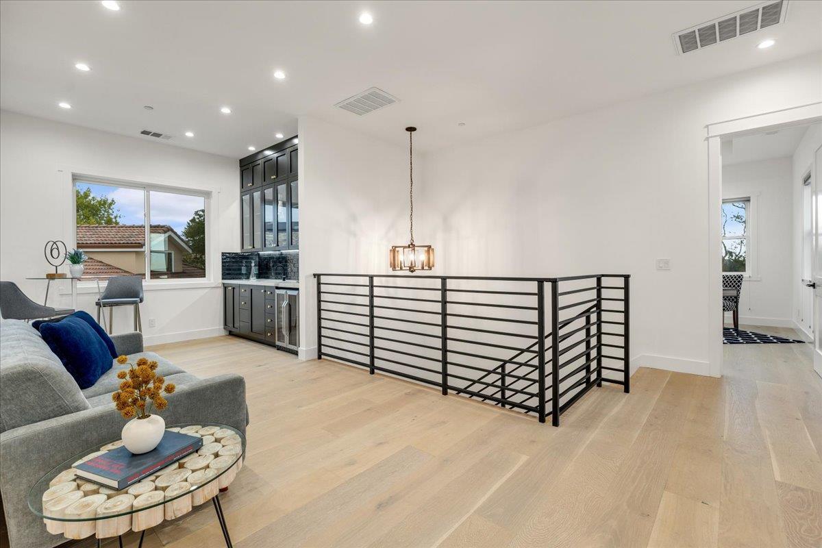 Detail Gallery Image 34 of 63 For 2555 Benson Ave, Santa Cruz,  CA 95065 - 4 Beds | 3/1 Baths