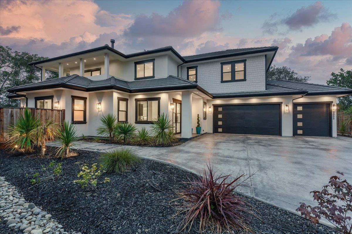 Detail Gallery Image 4 of 63 For 2555 Benson Ave, Santa Cruz,  CA 95065 - 4 Beds | 3/1 Baths