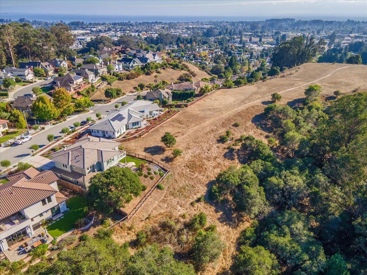 Detail Gallery Image 57 of 63 For 2555 Benson Ave, Santa Cruz,  CA 95065 - 4 Beds | 3/1 Baths