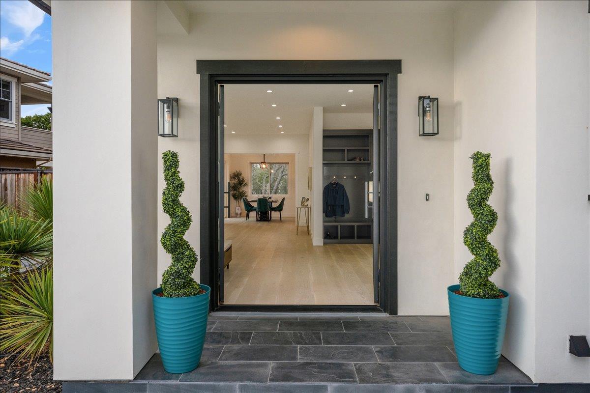 Detail Gallery Image 7 of 63 For 2555 Benson Ave, Santa Cruz,  CA 95065 - 4 Beds | 3/1 Baths