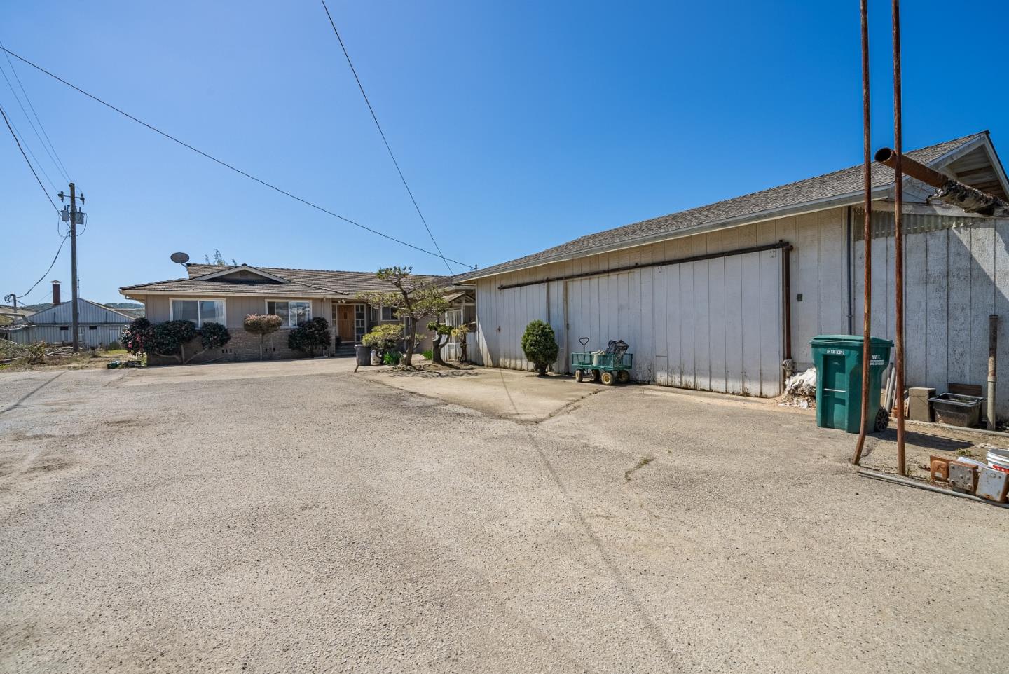 Detail Gallery Image 2 of 97 For 2 Lewis Rd, Royal Oaks,  CA 95076 - – Beds | – Baths