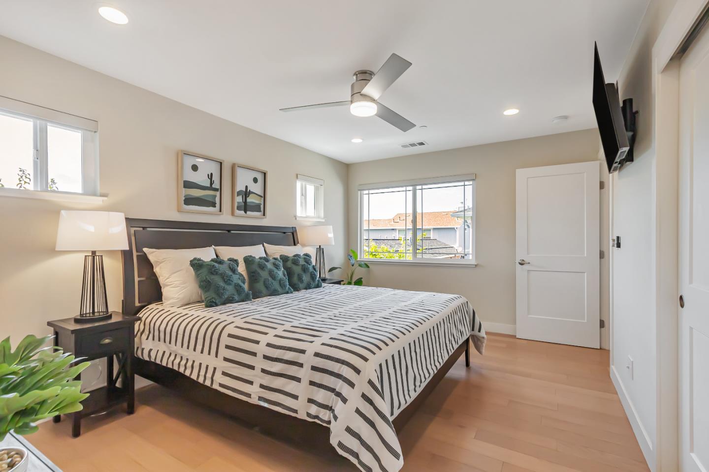 Detail Gallery Image 20 of 47 For 423 Douglas Pl, San Jose,  CA 95126 - 3 Beds | 2/1 Baths