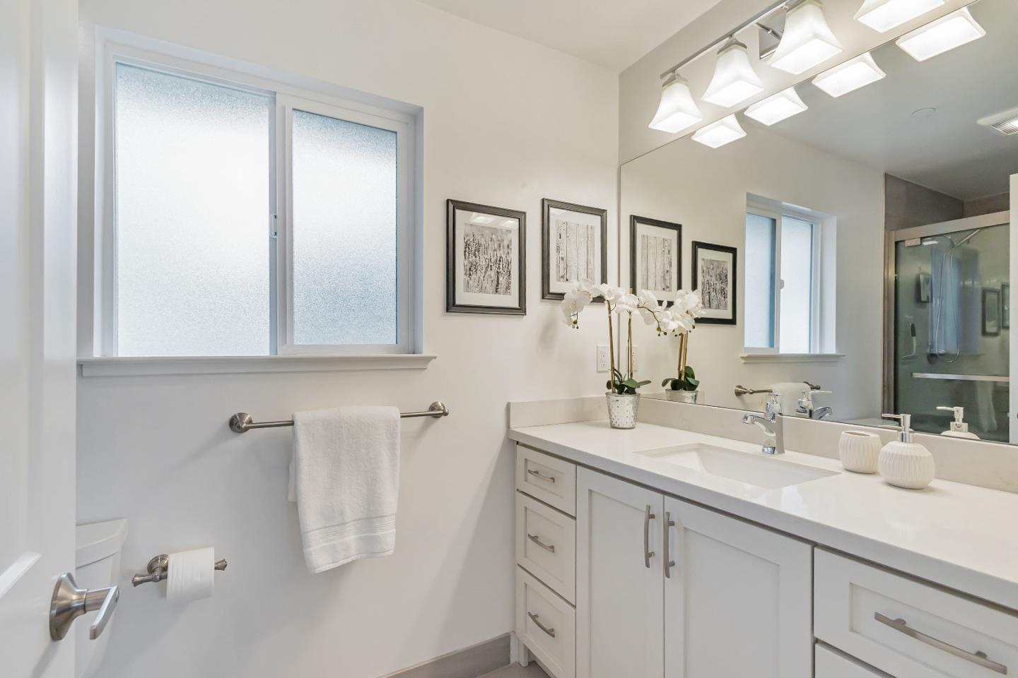 Detail Gallery Image 22 of 47 For 423 Douglas Pl, San Jose,  CA 95126 - 3 Beds | 2/1 Baths