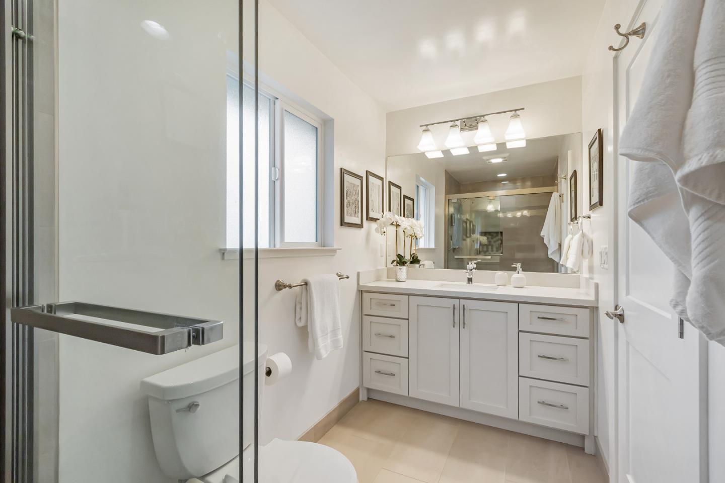 Detail Gallery Image 23 of 47 For 423 Douglas Pl, San Jose,  CA 95126 - 3 Beds | 2/1 Baths