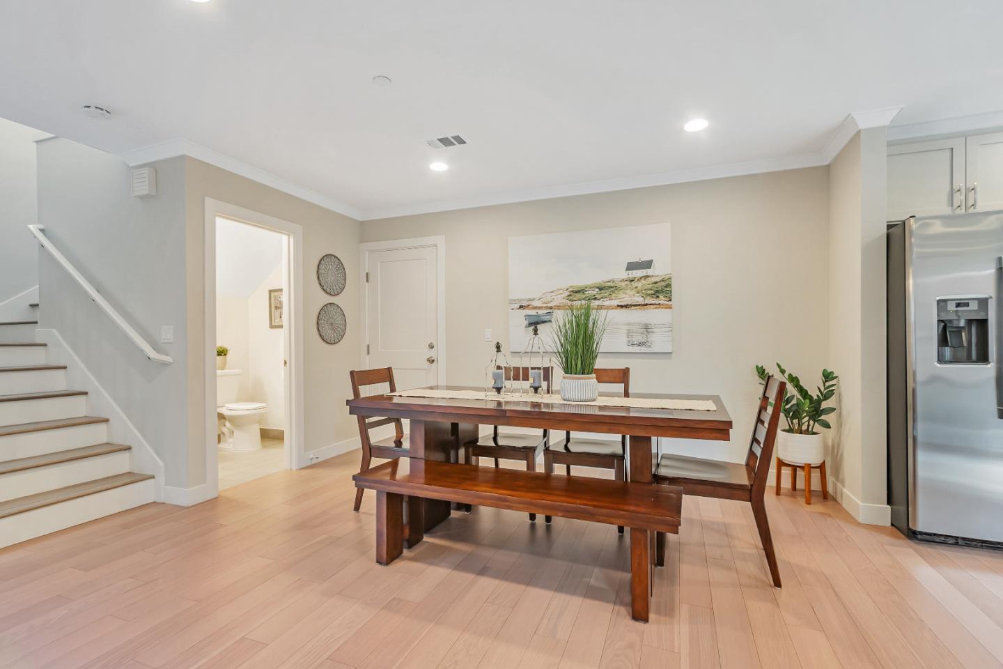 Detail Gallery Image 7 of 47 For 423 Douglas Pl, San Jose,  CA 95126 - 3 Beds | 2/1 Baths