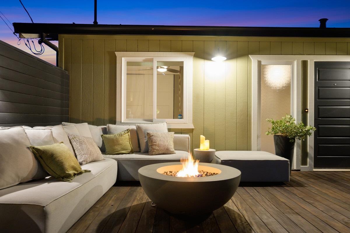 Detail Gallery Image 29 of 40 For 2104 Forest Ave, Belmont,  CA 94002 - 5 Beds | 4 Baths