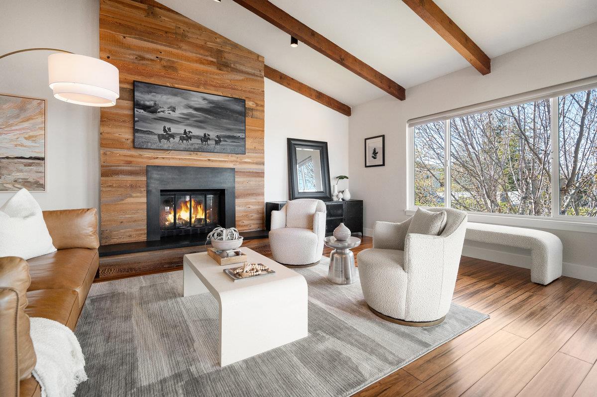 Detail Gallery Image 6 of 40 For 2104 Forest Ave, Belmont,  CA 94002 - 5 Beds | 4 Baths