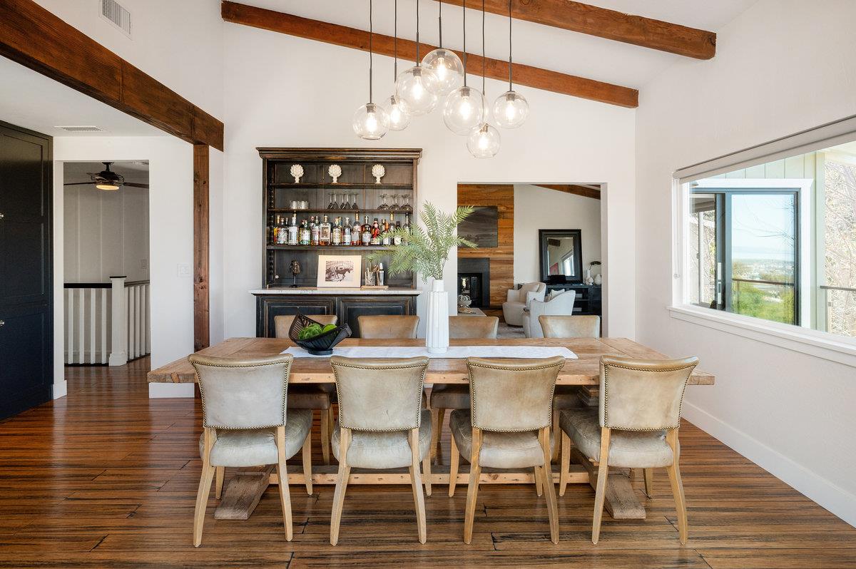 Detail Gallery Image 8 of 40 For 2104 Forest Ave, Belmont,  CA 94002 - 5 Beds | 4 Baths