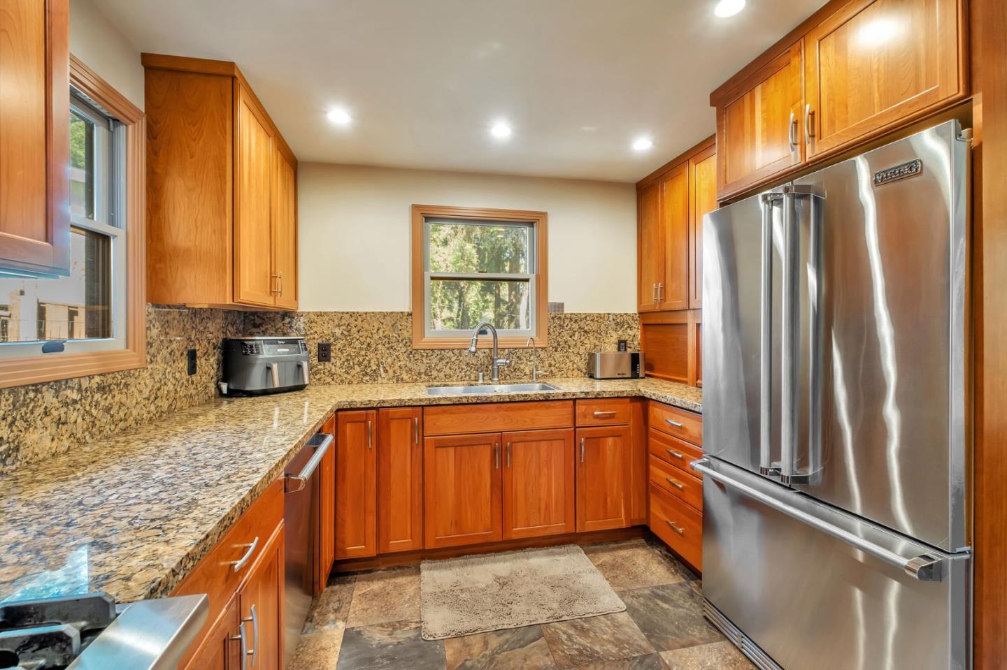 Detail Gallery Image 14 of 31 For 332 Blair St, Felton,  CA 95018 - 2 Beds | 1 Baths