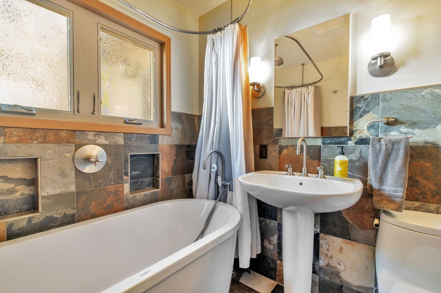 Detail Gallery Image 27 of 31 For 332 Blair St, Felton,  CA 95018 - 2 Beds | 1 Baths