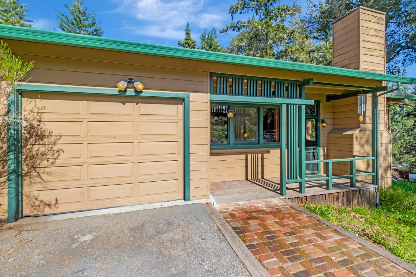 Detail Gallery Image 4 of 31 For 332 Blair St, Felton,  CA 95018 - 2 Beds | 1 Baths