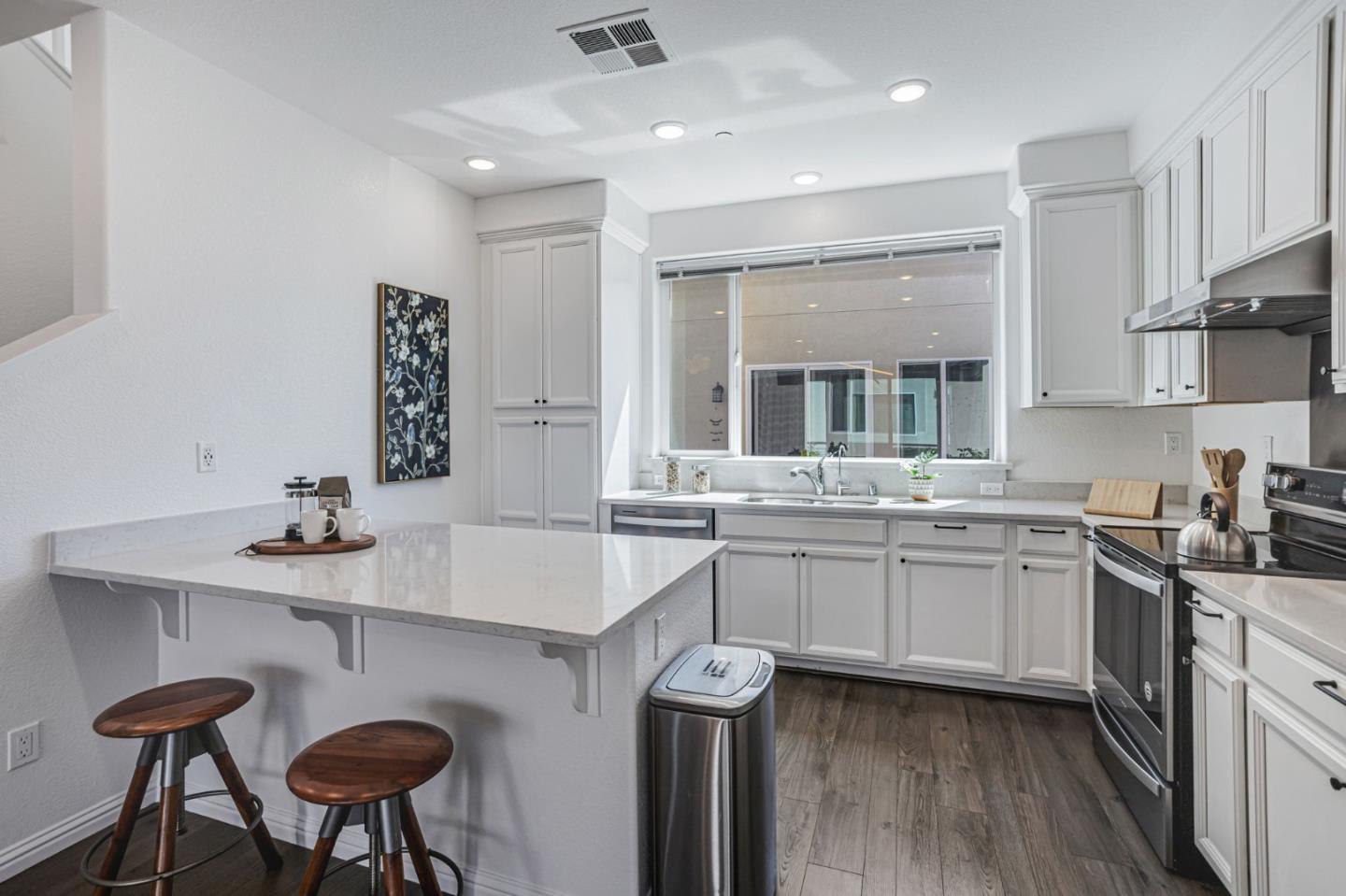Detail Gallery Image 12 of 42 For 629 Toby Ct, San Jose,  CA 95133 - 3 Beds | 2/1 Baths