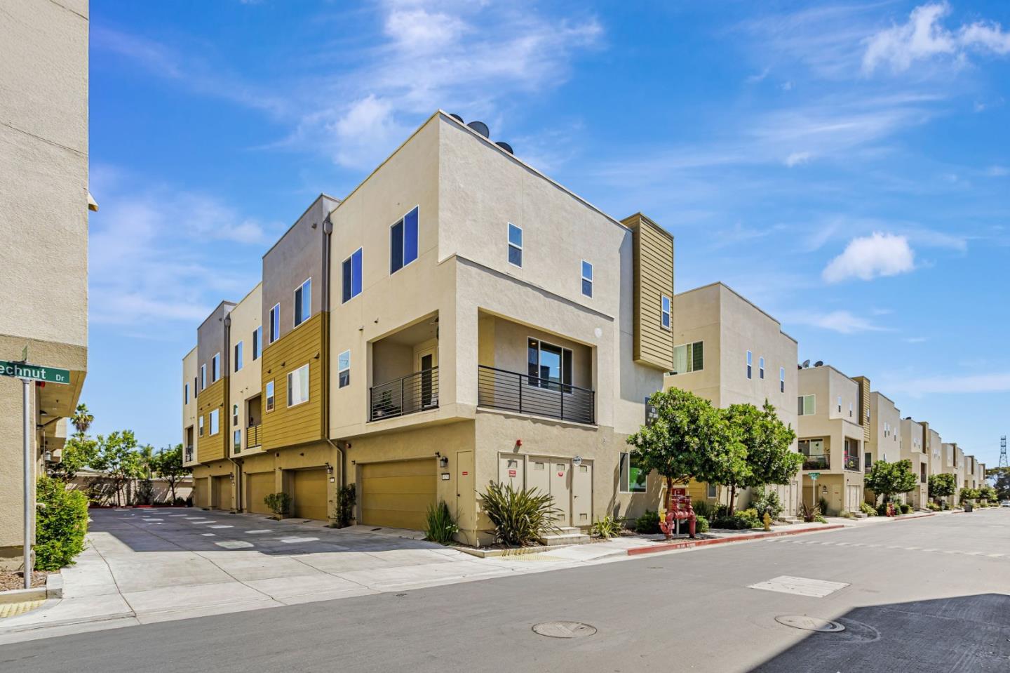 Detail Gallery Image 3 of 42 For 629 Toby Ct, San Jose,  CA 95133 - 3 Beds | 2/1 Baths