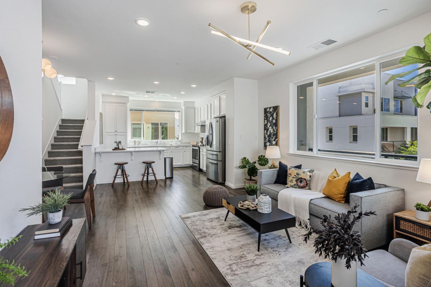 Detail Gallery Image 9 of 42 For 629 Toby Ct, San Jose,  CA 95133 - 3 Beds | 2/1 Baths
