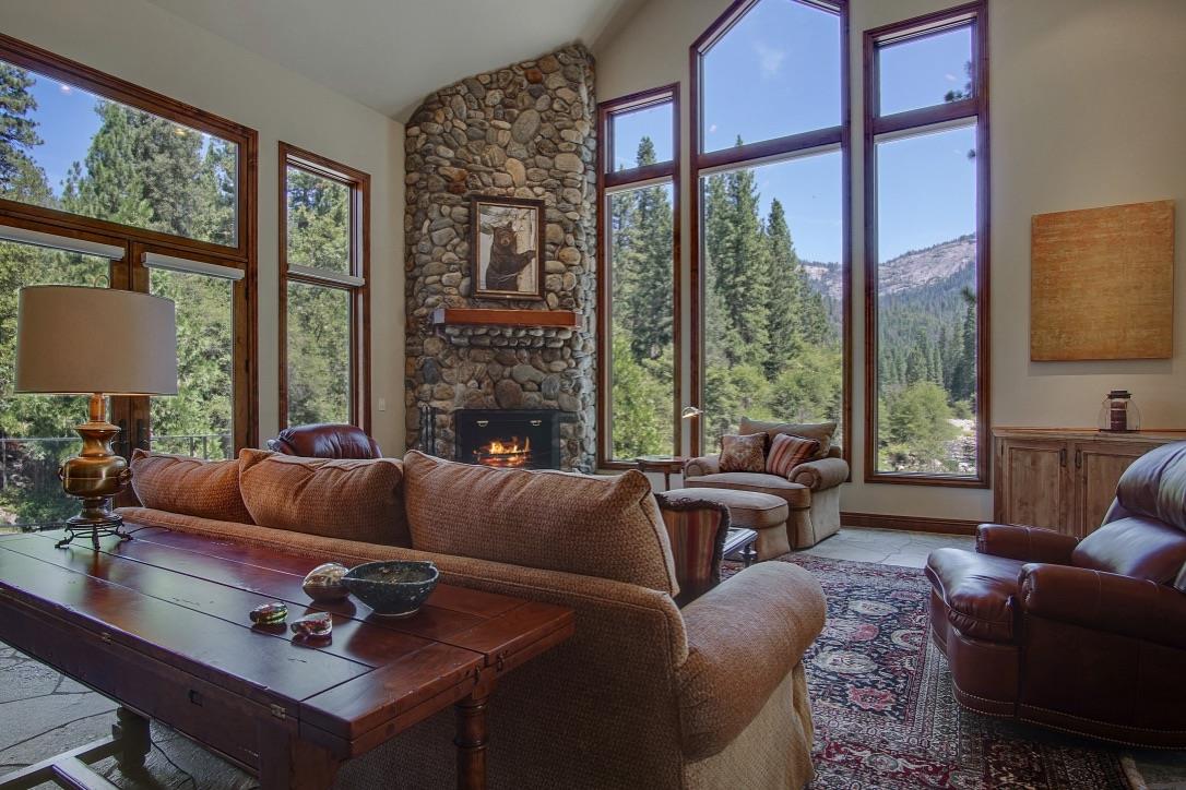 Detail Gallery Image 26 of 91 For 7899 Forest Dr, Yosemite National Park,  CA 95389 - 6 Beds | 6/1 Baths