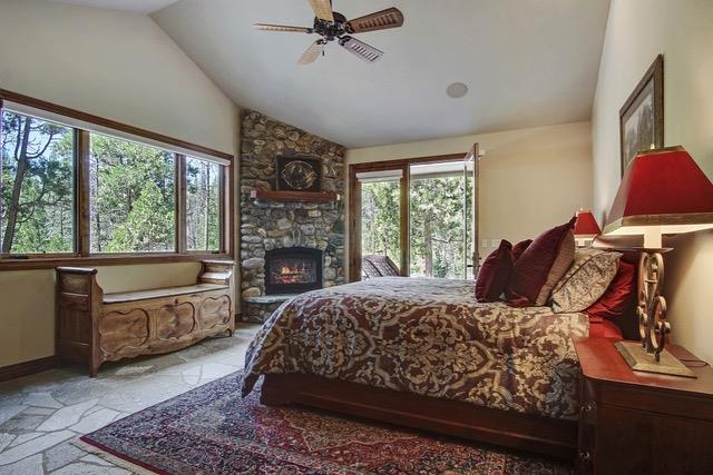 Detail Gallery Image 42 of 91 For 7899 Forest Dr, Yosemite National Park,  CA 95389 - 6 Beds | 6/1 Baths