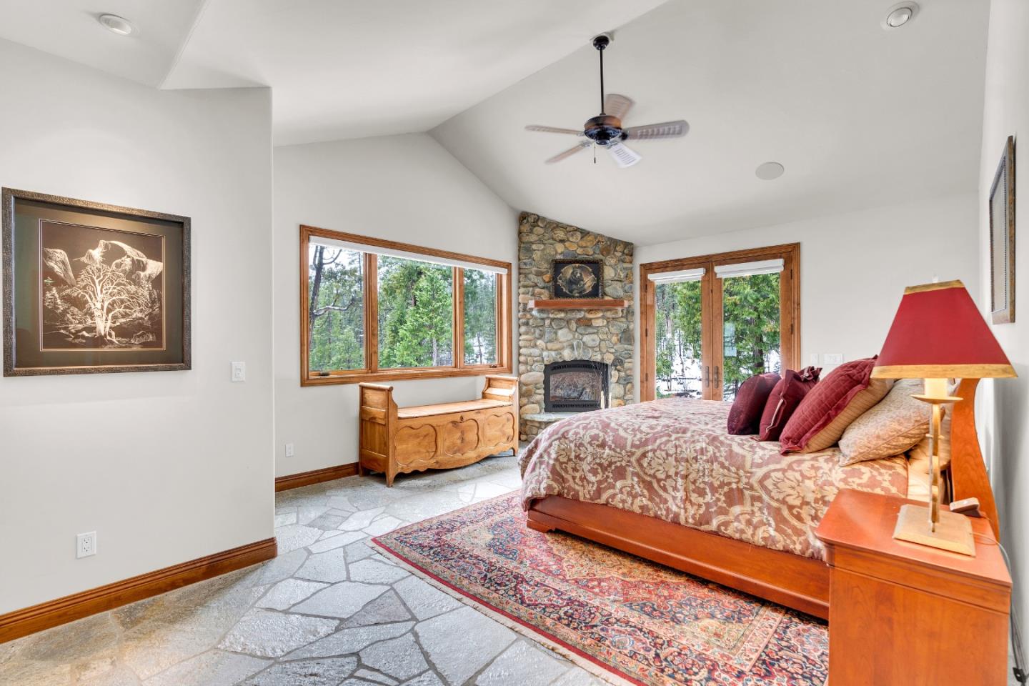Detail Gallery Image 43 of 91 For 7899 Forest Dr, Yosemite National Park,  CA 95389 - 6 Beds | 6/1 Baths