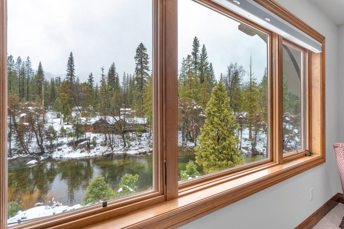 Detail Gallery Image 62 of 91 For 7899 Forest Dr, Yosemite National Park,  CA 95389 - 6 Beds | 6/1 Baths