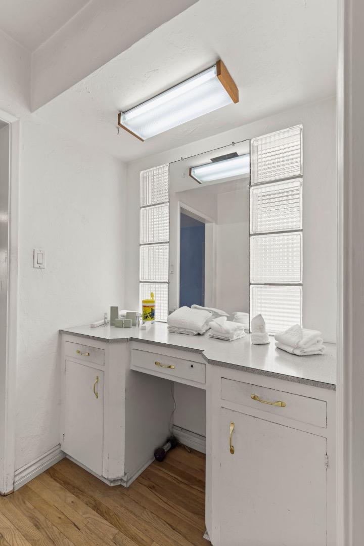 Detail Gallery Image 14 of 25 For 3023 Central Ave, Riverside,  CA 92506 - 3 Beds | 2 Baths