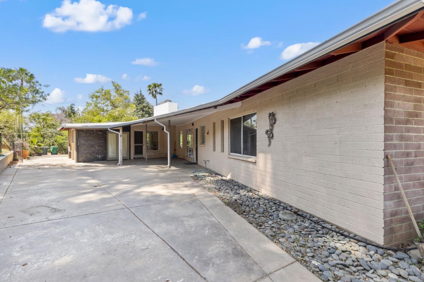 Detail Gallery Image 25 of 25 For 3023 Central Ave, Riverside,  CA 92506 - 3 Beds | 2 Baths