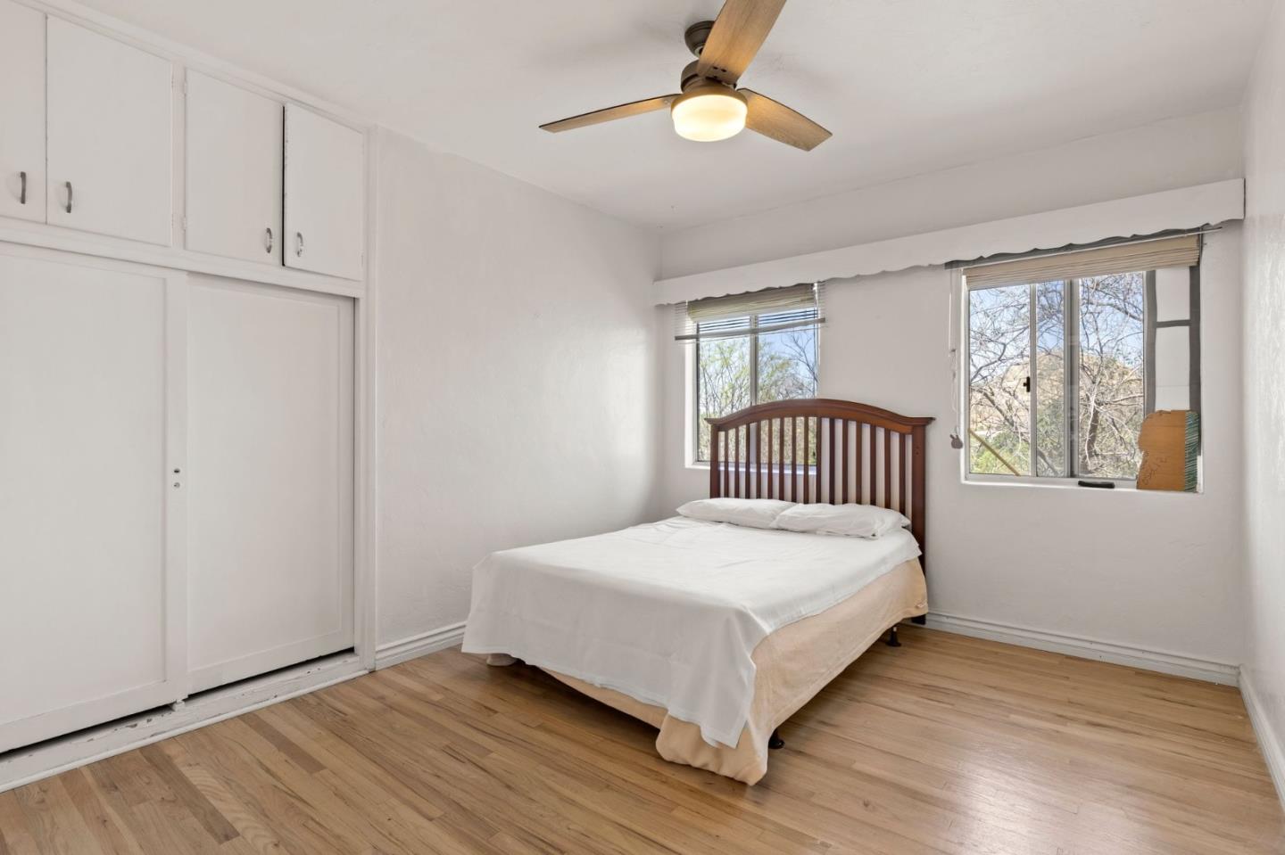 Detail Gallery Image 9 of 25 For 3023 Central Ave, Riverside,  CA 92506 - 3 Beds | 2 Baths