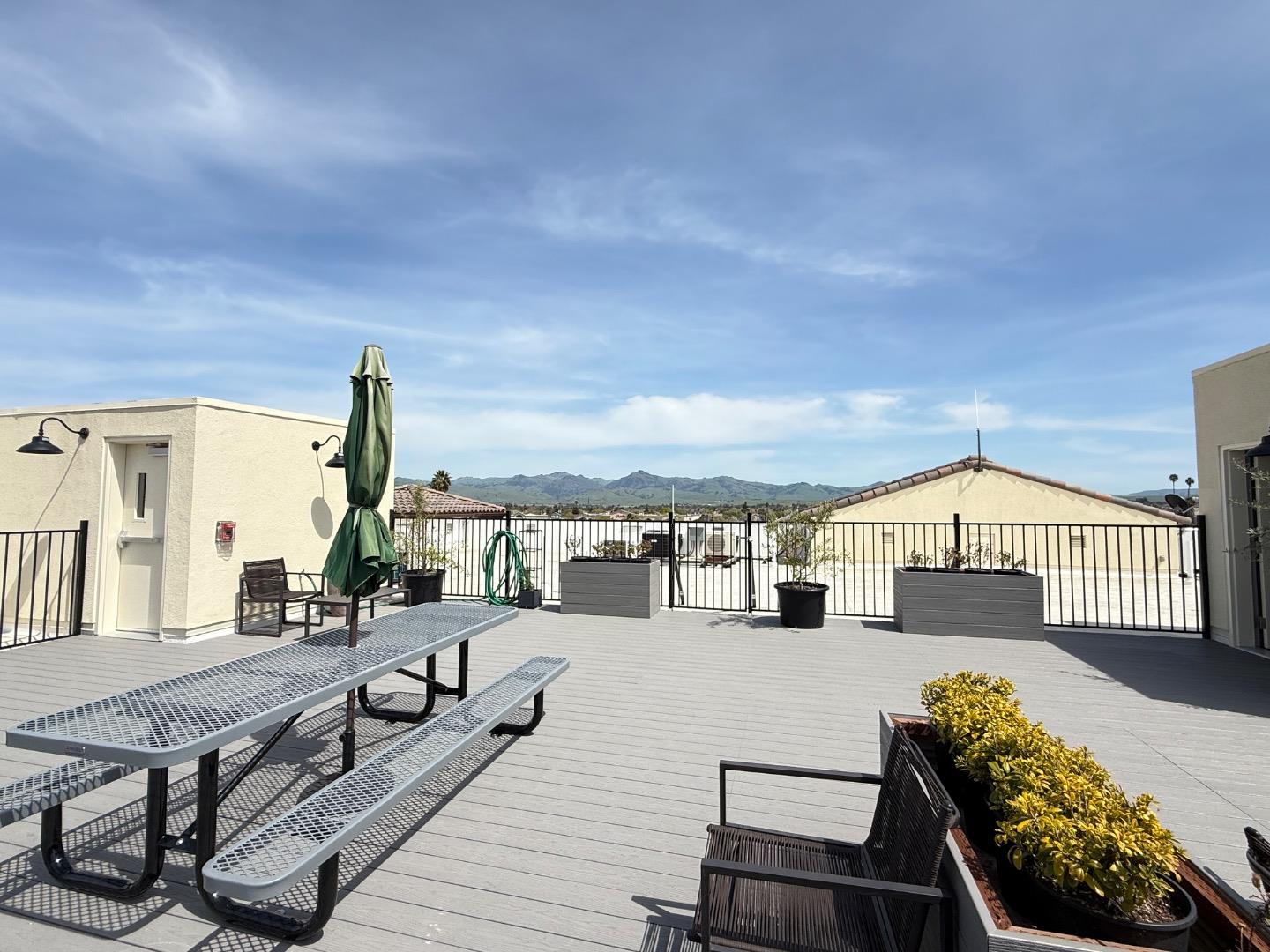 Detail Gallery Image 16 of 37 For 400 San Benito St #308,  Hollister,  CA 95023 - 1 Beds | 1 Baths
