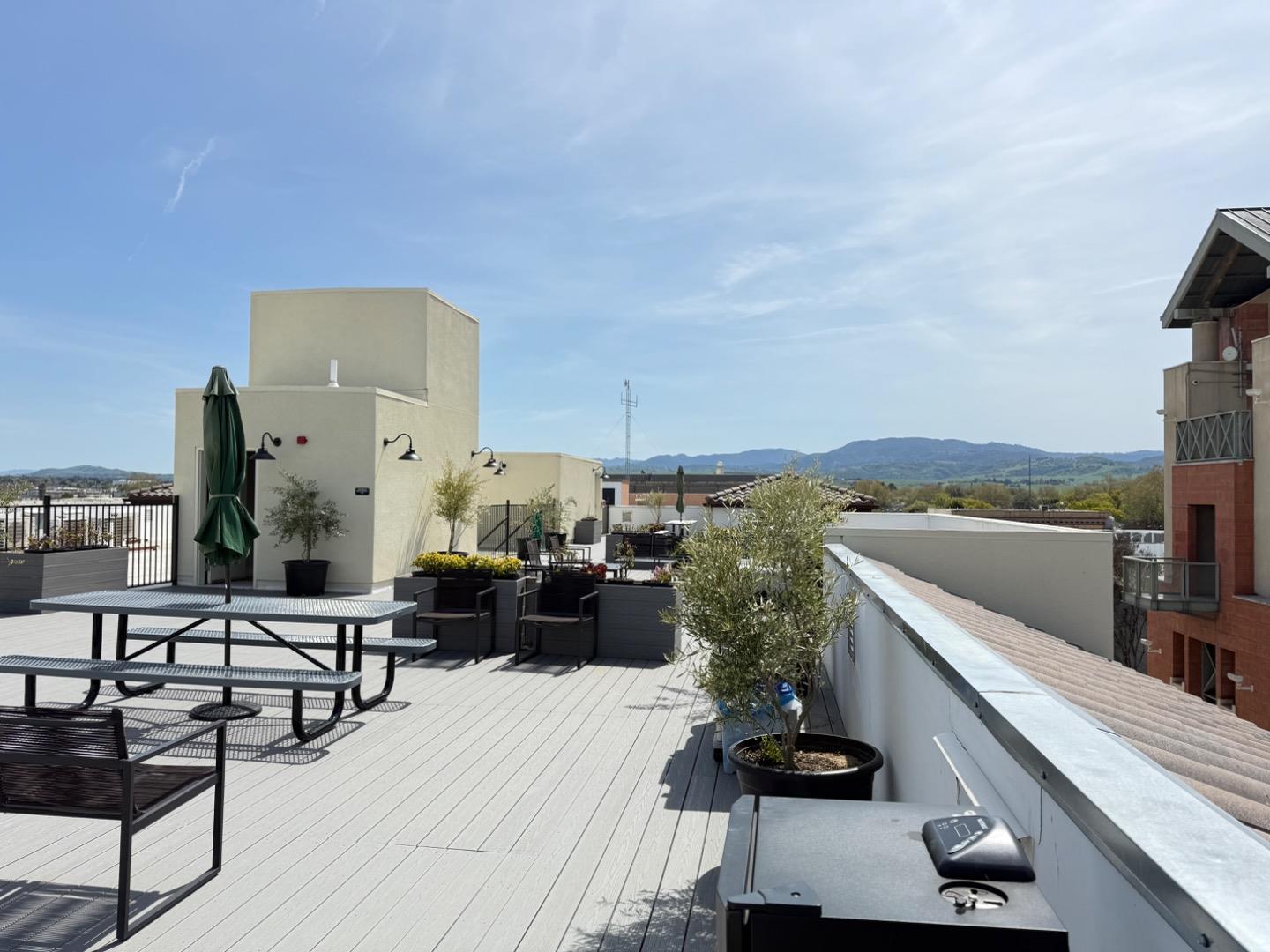 Detail Gallery Image 18 of 37 For 400 San Benito St #308,  Hollister,  CA 95023 - 1 Beds | 1 Baths