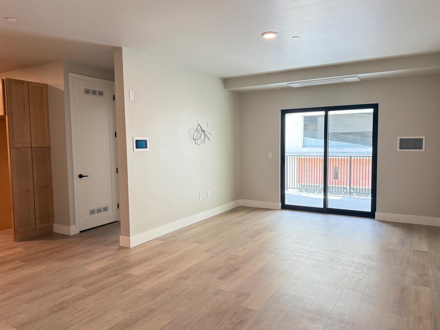 Detail Gallery Image 32 of 37 For 400 San Benito St #308,  Hollister,  CA 95023 - 1 Beds | 1 Baths