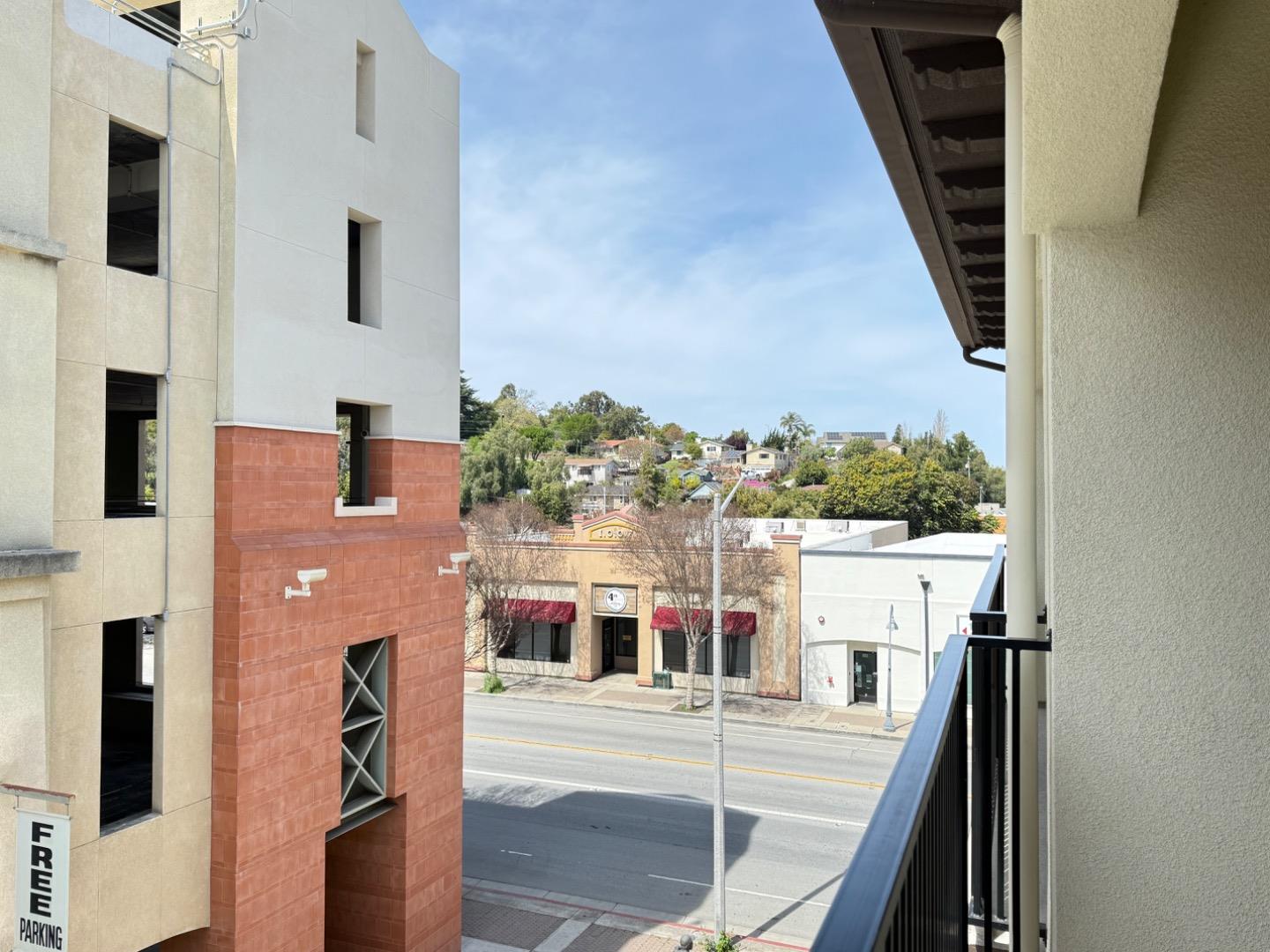 Detail Gallery Image 34 of 37 For 400 San Benito St #308,  Hollister,  CA 95023 - 1 Beds | 1 Baths