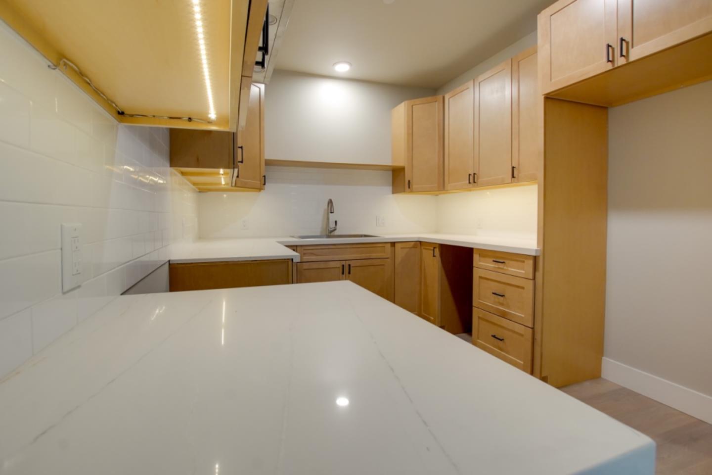 Detail Gallery Image 9 of 37 For 400 San Benito St #308,  Hollister,  CA 95023 - 1 Beds | 1 Baths